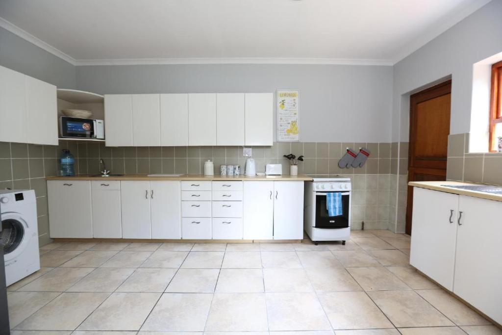 Holiday home Heavenly Hideaway In Hout Bay