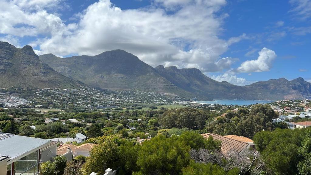 Heavenly Hideaway In Hout Bay Holiday home *